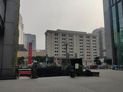 专访中科院周城雄：科技创新是新质生产力的根基，“人工智能+”赋能产业升级丨解码政府工作报告